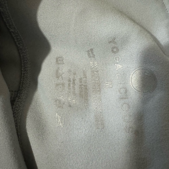 Yogalicious yoga pants grey size medium - Picture 5 of 5